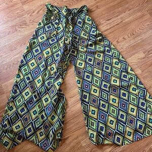 Geometric Patterned Wide-Leg Pants with belt size M